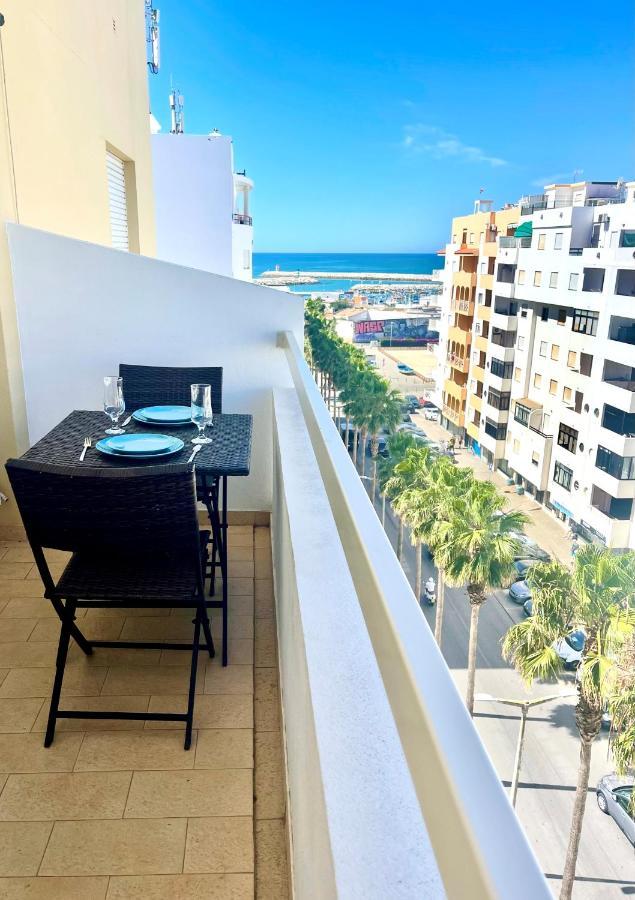 Apartamento Millenium Vista Mar- 2 passos da Praia Quarteira Exterior foto